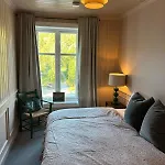 Rent Your Own Boutiqe *
